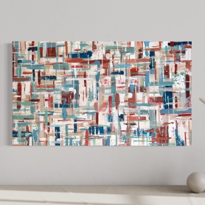 Tela abstrata colorida pendurada numa parede cinza com vasos cerâmicos à frente