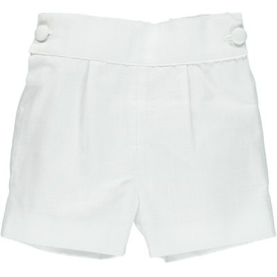 Calções brancos com botões no cós