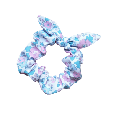 Elástico de cabelo tecido com padrão floral azul e rosa e laço
