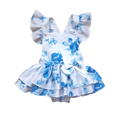 Macacão de bebé branco com flores azuis e folhos