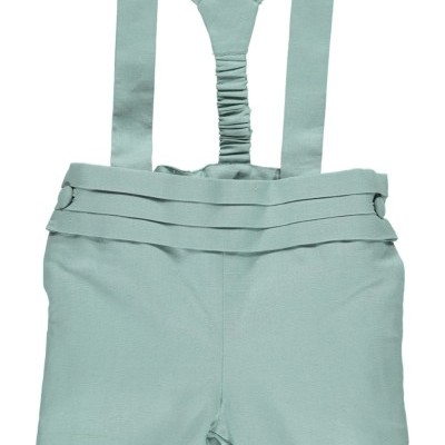 Calções verde-água com tirantes largos e botões em fundo branco