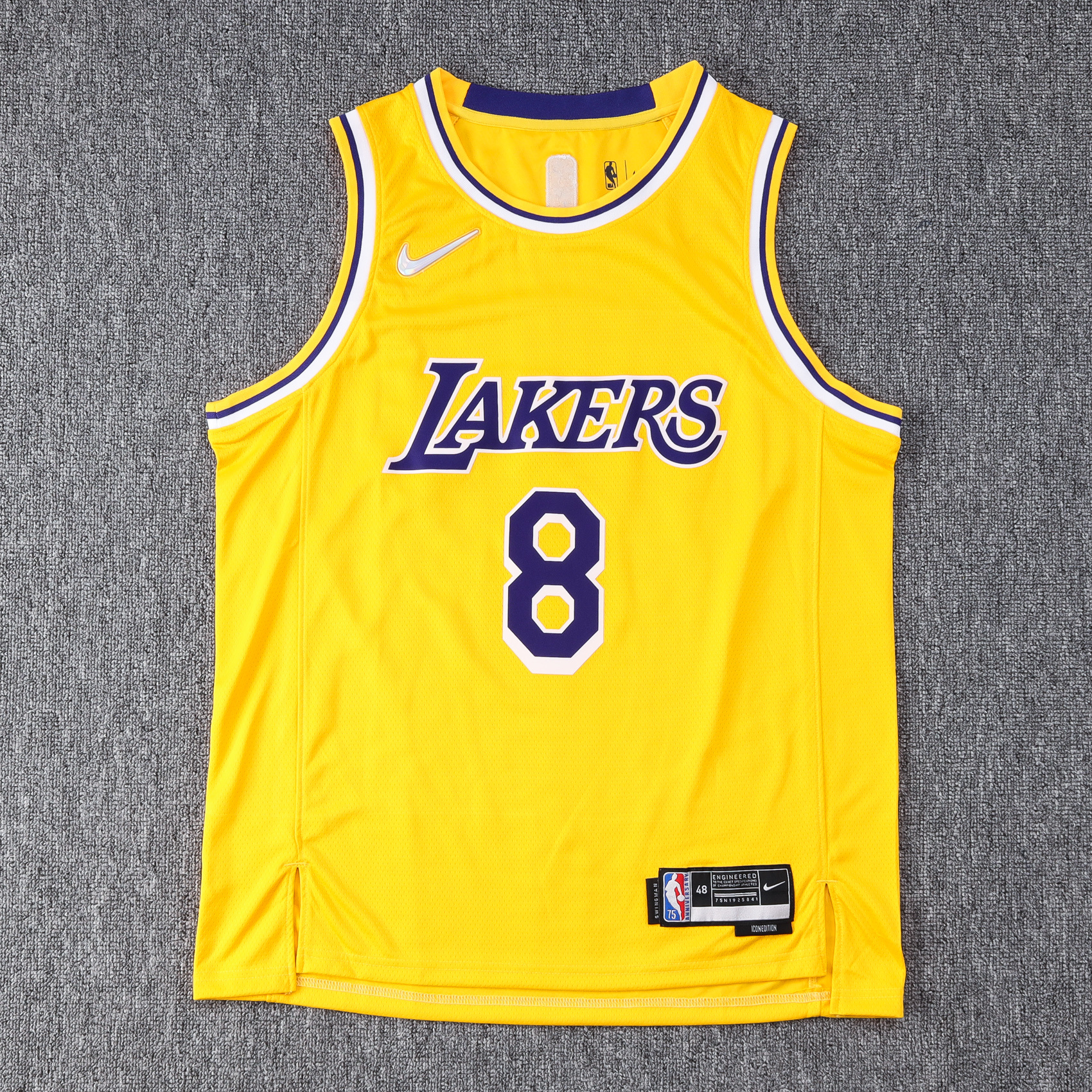 Camisola Lakers Nº 8 Bryant Amarela | NBA 2022/23 Heat-Pressed