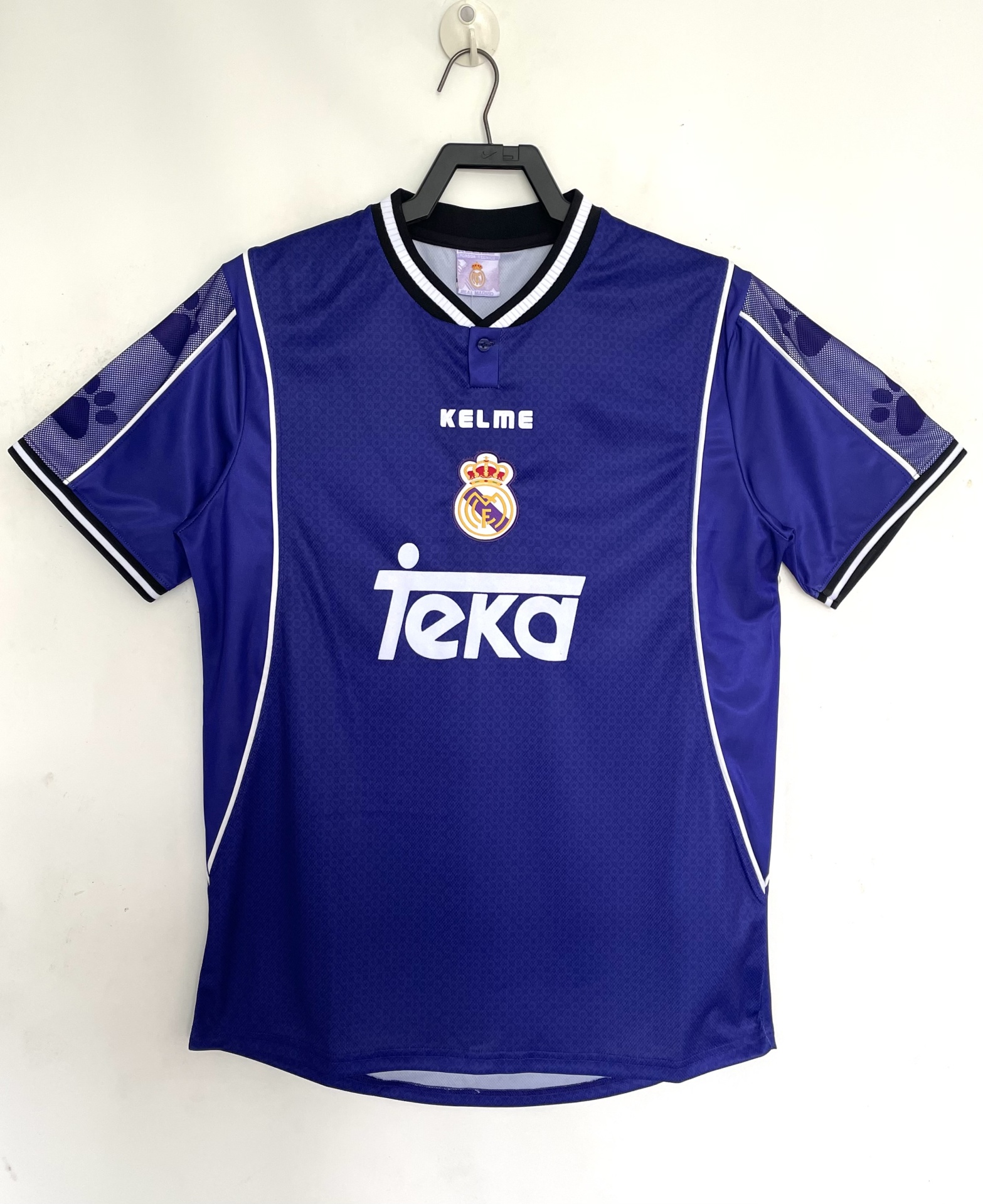 Camisola Real Madrid, Away Temporada 1997/98 – S ao 2XL 🔵⚪