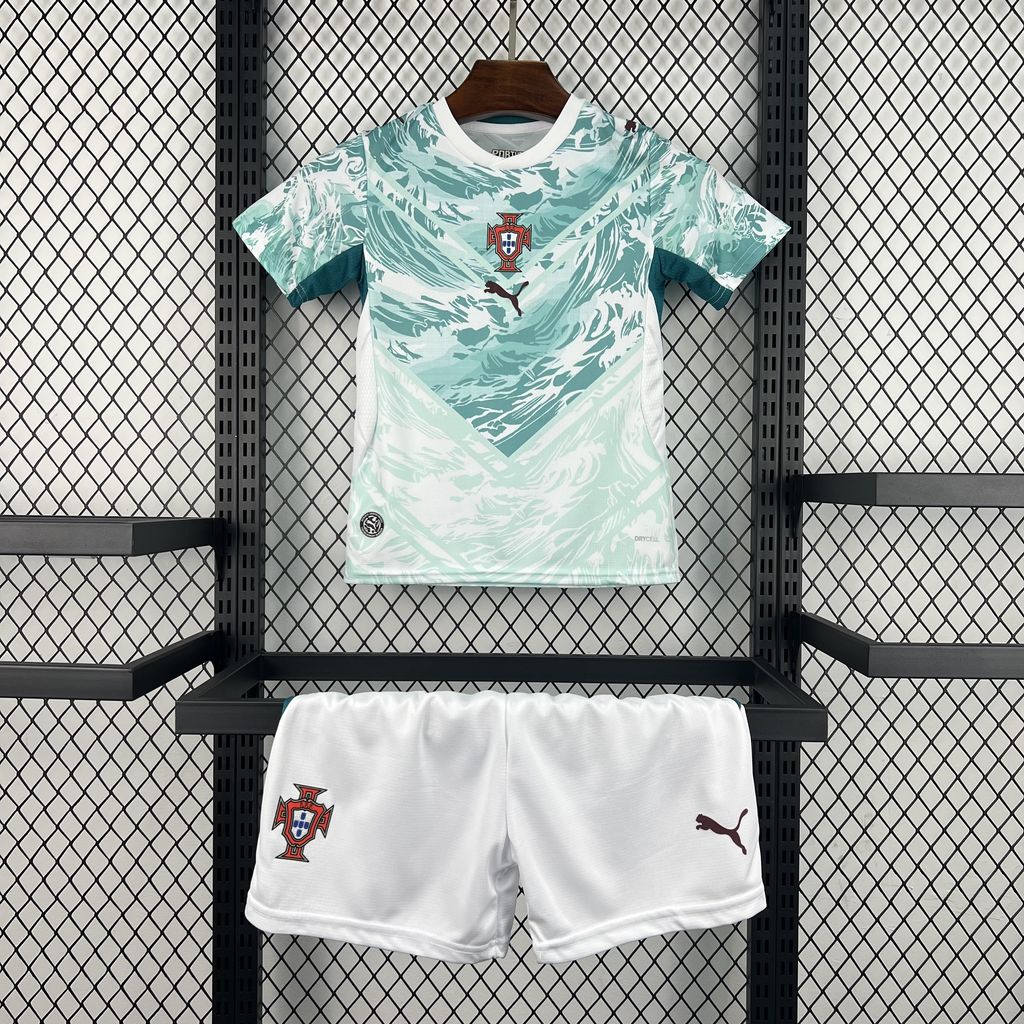 Kit Infantil Portugal Mundial 2026 – Alternativo – 3 aos 13 anos – Camisola + Calções 🇵🇹