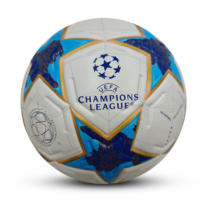 Bola de futebol UEFA Champions League com ursos azuis e detalhes dourados