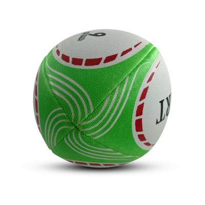 Bolas de rugby verde, branco e vermelho com texto preto e detalhes em linhas e manchas