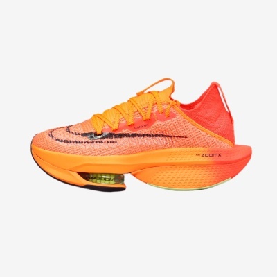 Tênis desportivo laranja com sola laranja e detalhe verde no amortecedor
