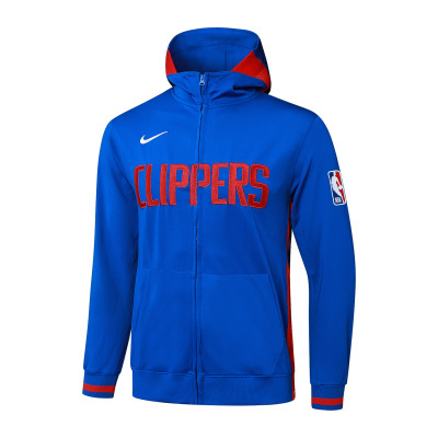 Casaco azul com capuz, texto CLIPPERS em vermelho, logótipo Nike branco e emblema NBA na manga