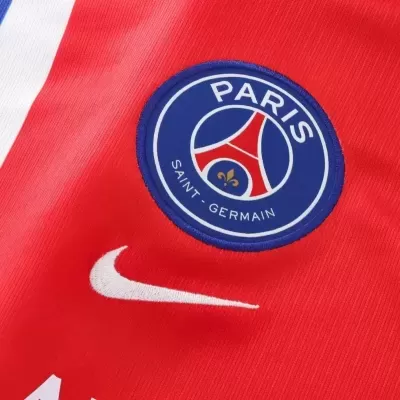 Camisola vermelha com emblema Paris Saint-Germain e logótipo Nike