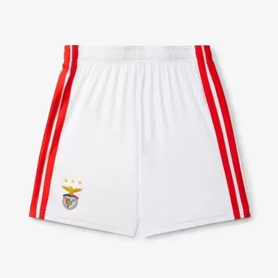 Calções de desporto brancos com riscas vermelhas e emblema SL Benfica