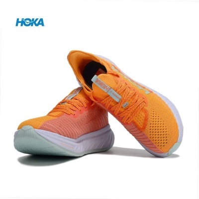 Sapatilhas desportivas HOKA laranja com solado branco