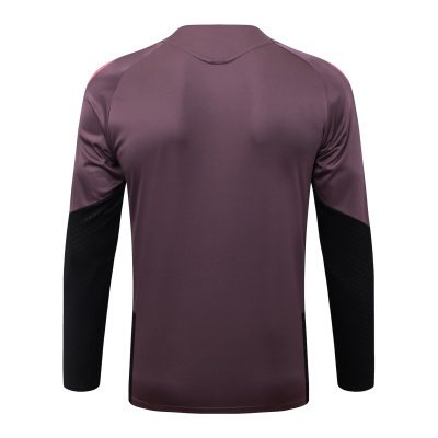 Camisola de manga comprida desportiva roxa com mangas pretas