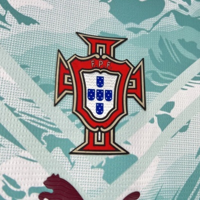 Emblema F.P.F. bordado em tecido desportivo verde água e branco