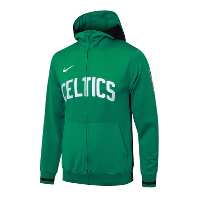 Casaco desportivo verde com texto CELTICS branco e símbolo Nike no peito