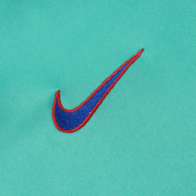 Logótipo Nike bordado em tecido turquesa