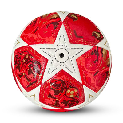 Bola de futebol vermelha e branca com padrão floral e estrela branca, tamanho 5.