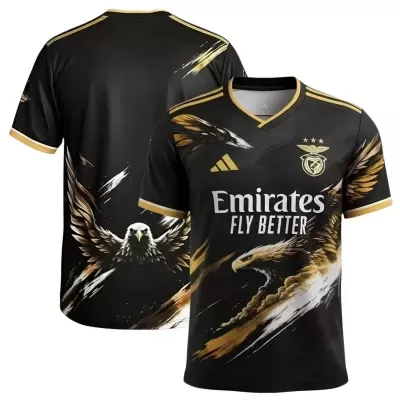 Camisola preta de futebol com estampas douradas de águias e logos, texto Emirates FLY BETTER