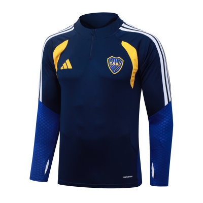 Sweatshirt desportiva azul escura com detalhes amarelos, logotipo Adidas e escudo CABJ.