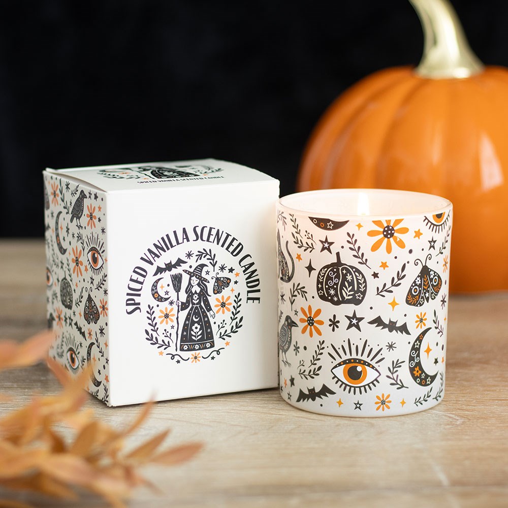Vela aromática com decoração Halloween e embalagem branca com texto