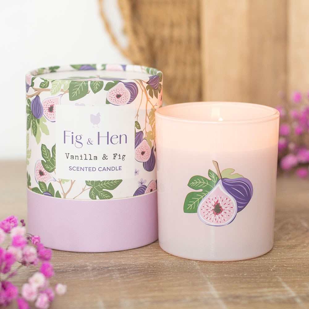Vela perfumada Fig & Hen Vanilla & Fig com embalagem decorada com ilustração de figos e folhas.