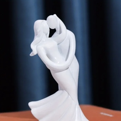 Est&#x00E1;tua&#x20;casal