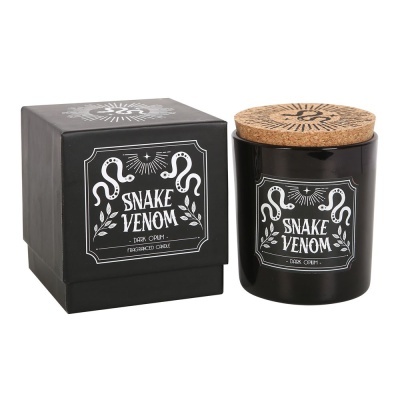 vela perfumada Snake Venom preta com tampa de cortiça e caixa preta com design em branco