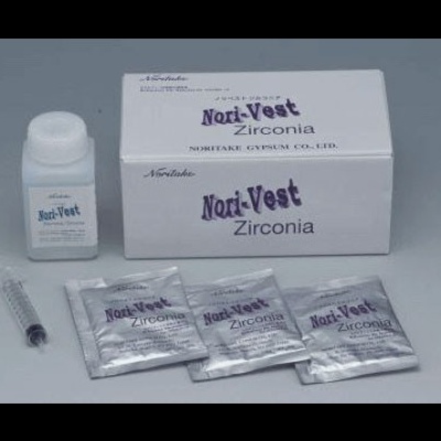 Embalagem branca, garrafa, sachês prateados e seringa de produto Nori-Vest Zirconia