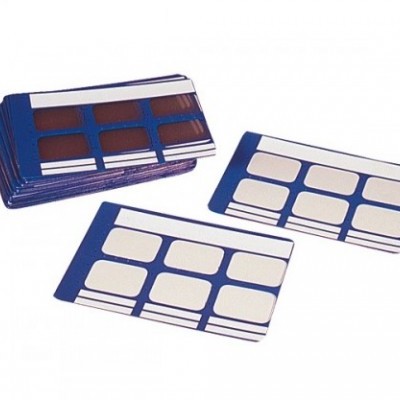 Etiquetas adesivas retangulares brancas com bordas azuis e linhas pretas