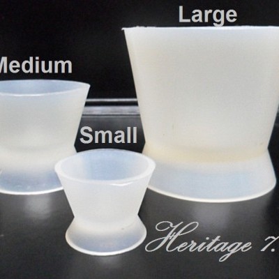 Copos de medição de silicone opaco Medium, Small, Large com texto Heritage 7