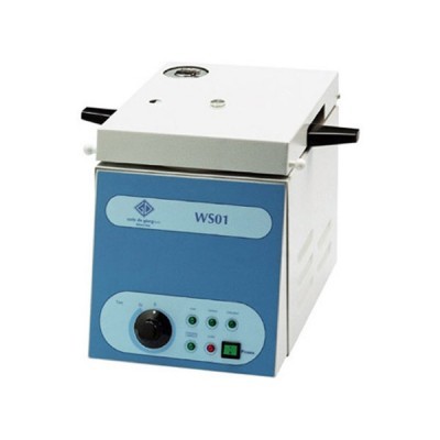 Máquina de coroa de metal branca com painel azul e botões de controlo