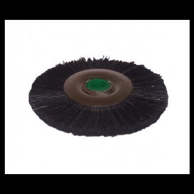 Escova redonda com cerdas pretas e base castanha com centro verde