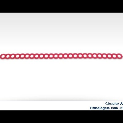Elástico vermelho de laços circulares alinhados sobre fundo branco