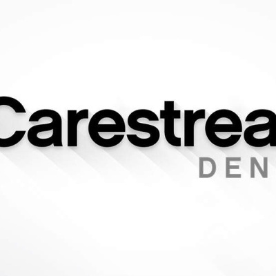Logótipo Carestream DENTAL com formas triangulares em amarelo, cinza e branco
