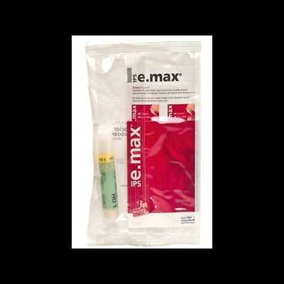 Embalagem plástica com produto dental IPS e.max e duas seringas coloridas