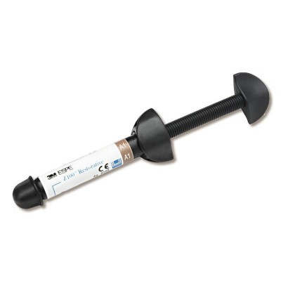 Seringa branca e preta para uso médico ou dentário com etiquetas identificadoras