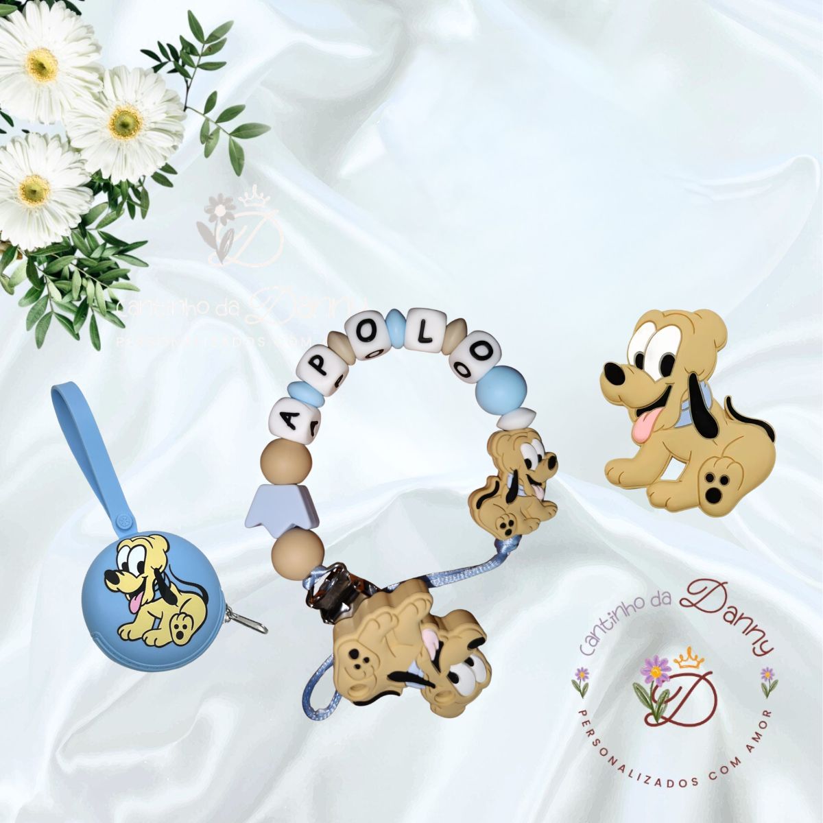 Acessórios infantis personalizados com design de cão sobre fundo branco.