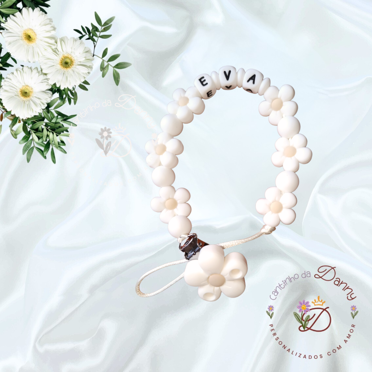 Pulseira personalizada com flores e nome Eva em silicone branco