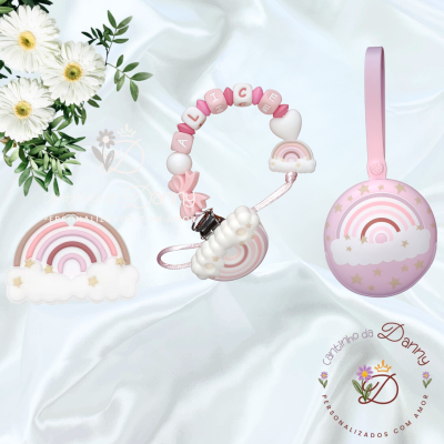 Acessórios para bebé com tema de arco-íris em rosa e branco