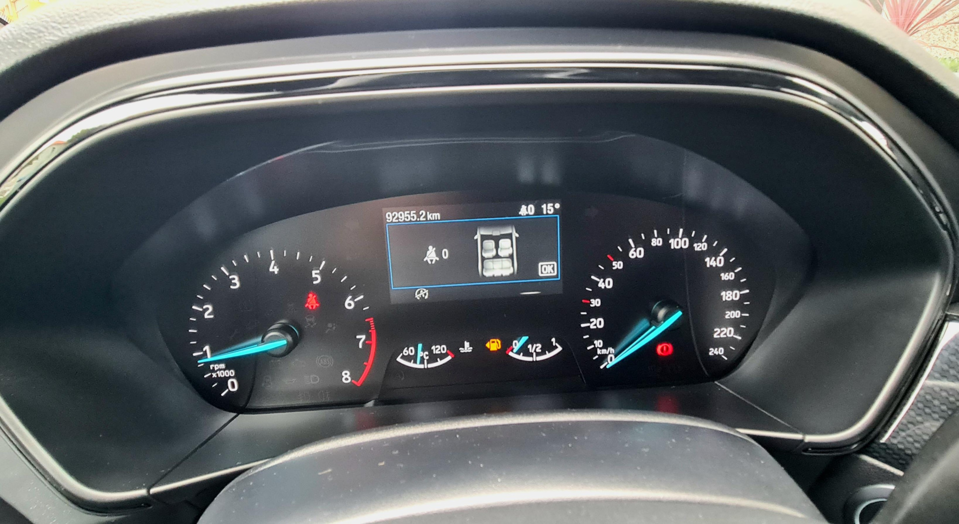 FORD FOCUS 1.0 ST LINE ECOBOOST HYBRID FORD FOCUS 1.0 ST LINE ECOBOOST HYBRID