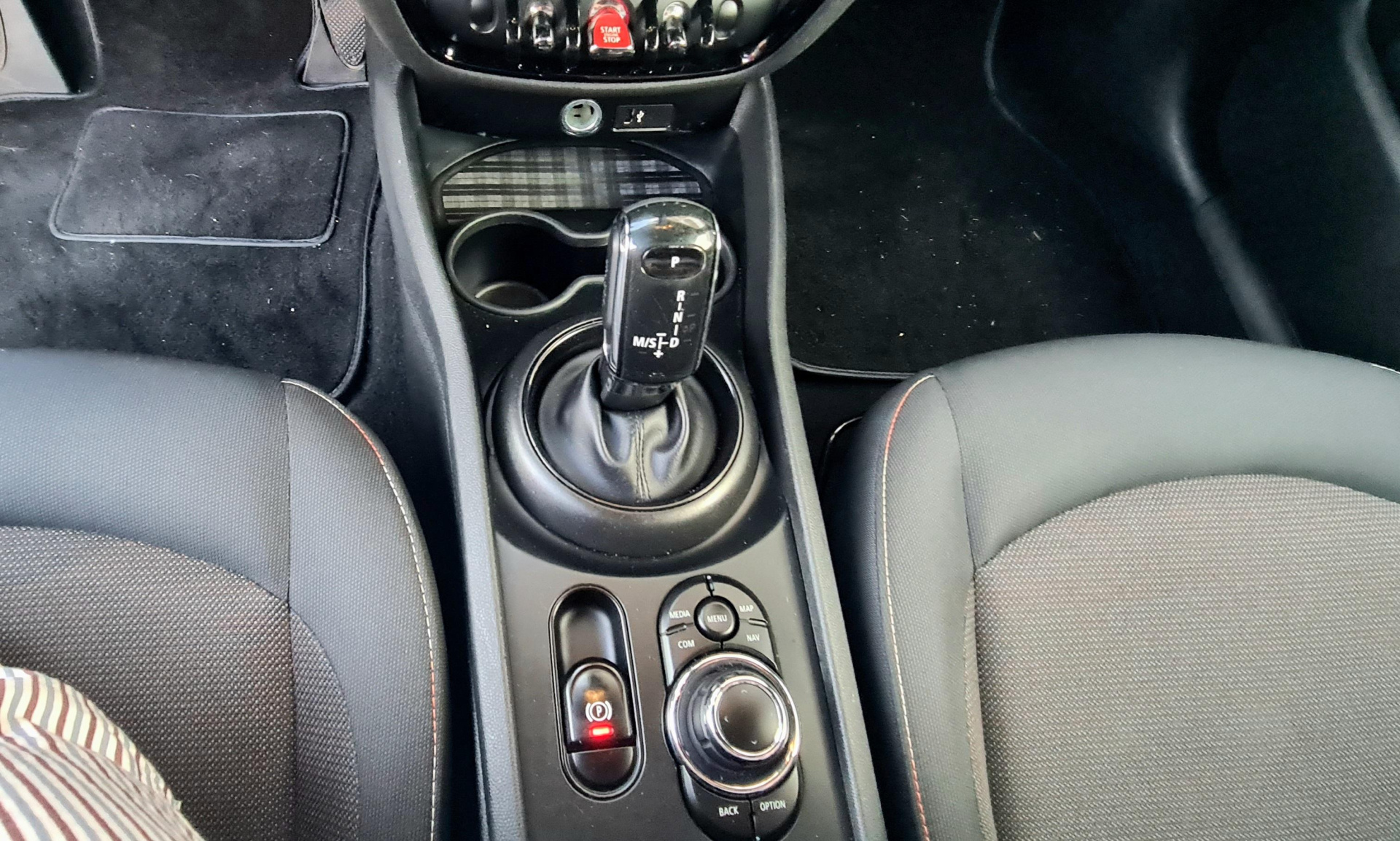 MINI ONE 1.5 D CLUBMAN MINI ONE 1.5 D CLUBMAN