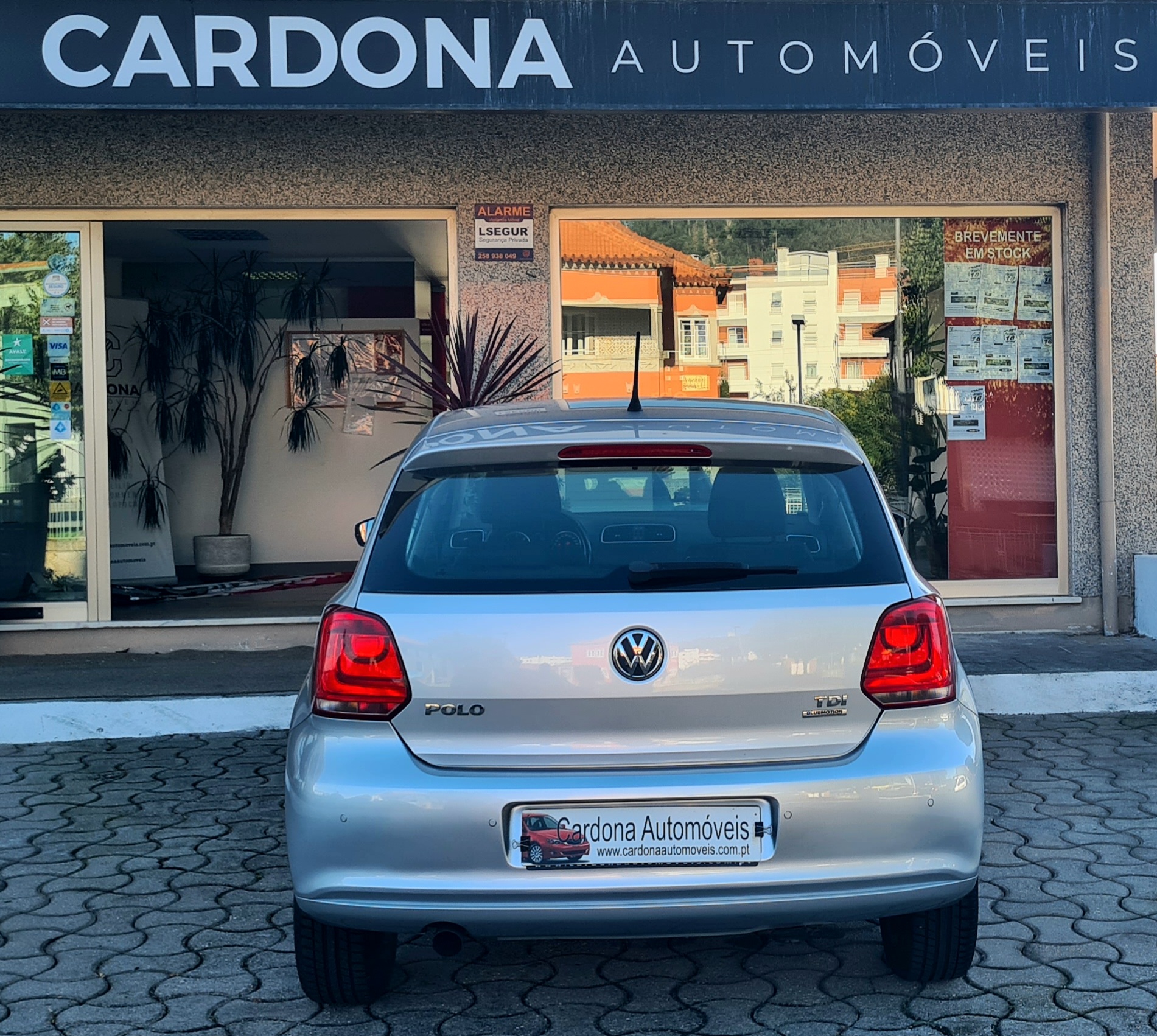 VW POLO 1.6 TDI BLUEMOTION VW POLO 1.6 TDI BLUEMOTION