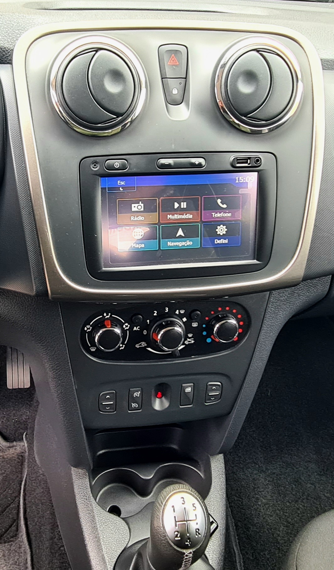 DACIA SANDERO 0.9 TCE STEPWAY DACIA SANDERO 0.9 TCE STEPWAY