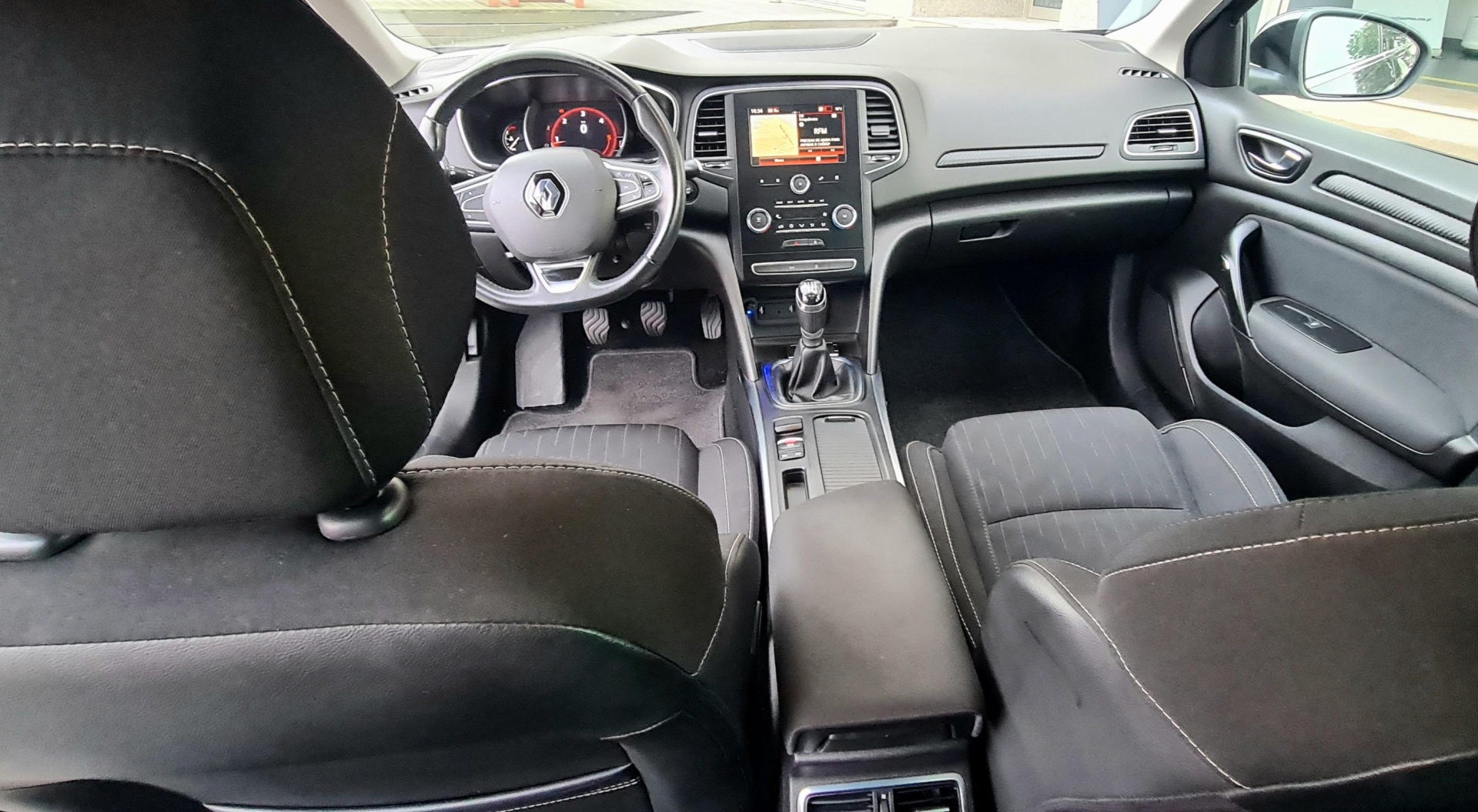 RENAULT MEGANE 1.5 DCI LIMITED SPORT TOURER RENAULT MEGANE 1.5 DCI LIMITED SPORT TOURER