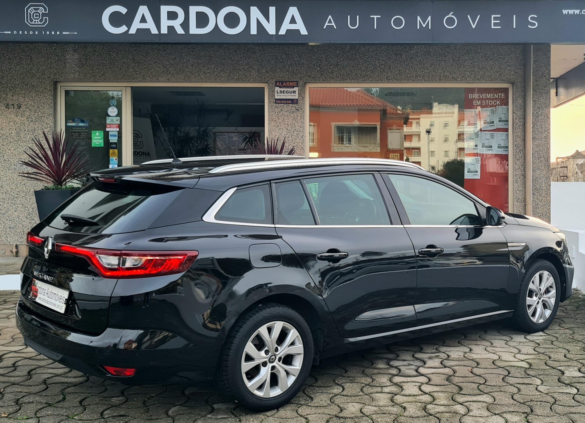 RENAULT MEGANE 1.5 DCI LIMITED SPORT TOURER RENAULT MEGANE 1.5 DCI LIMITED SPORT TOURER