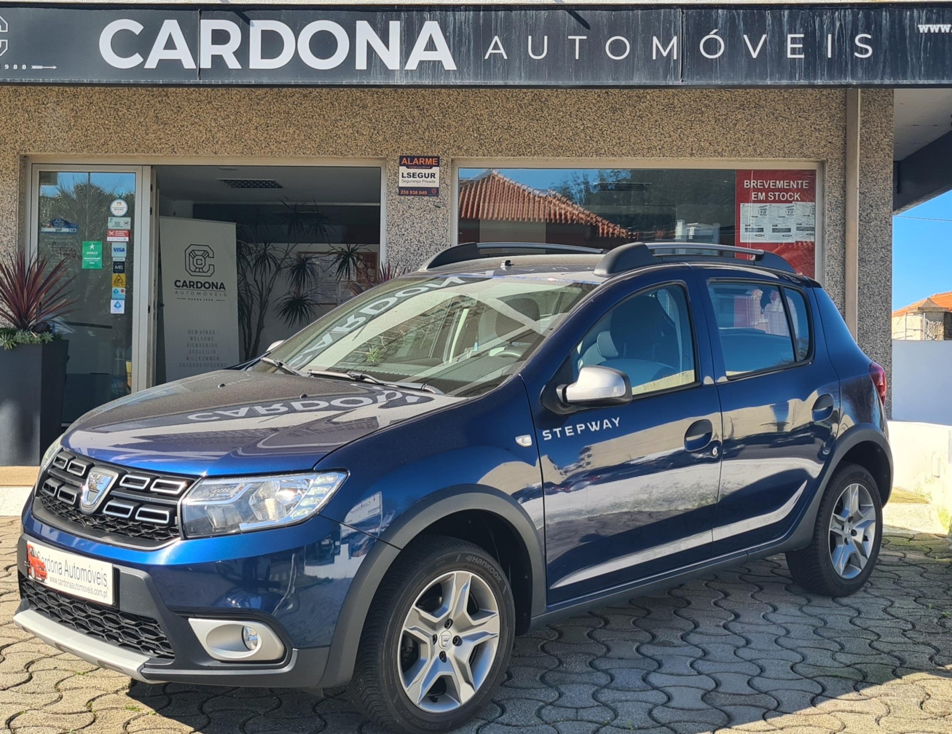 DACIA SANDERO 0.9 TCE STEPWAY DACIA SANDERO 0.9 TCE STEPWAY