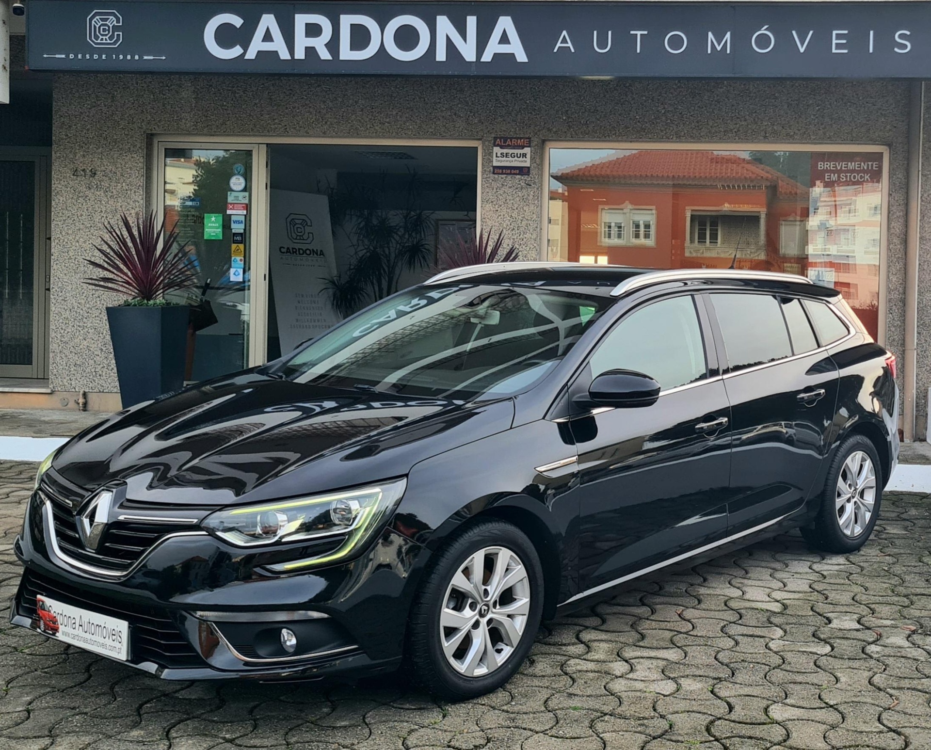 RENAULT MEGANE 1.5 DCI LIMITED SPORT TOURER RENAULT MEGANE 1.5 DCI LIMITED SPORT TOURER