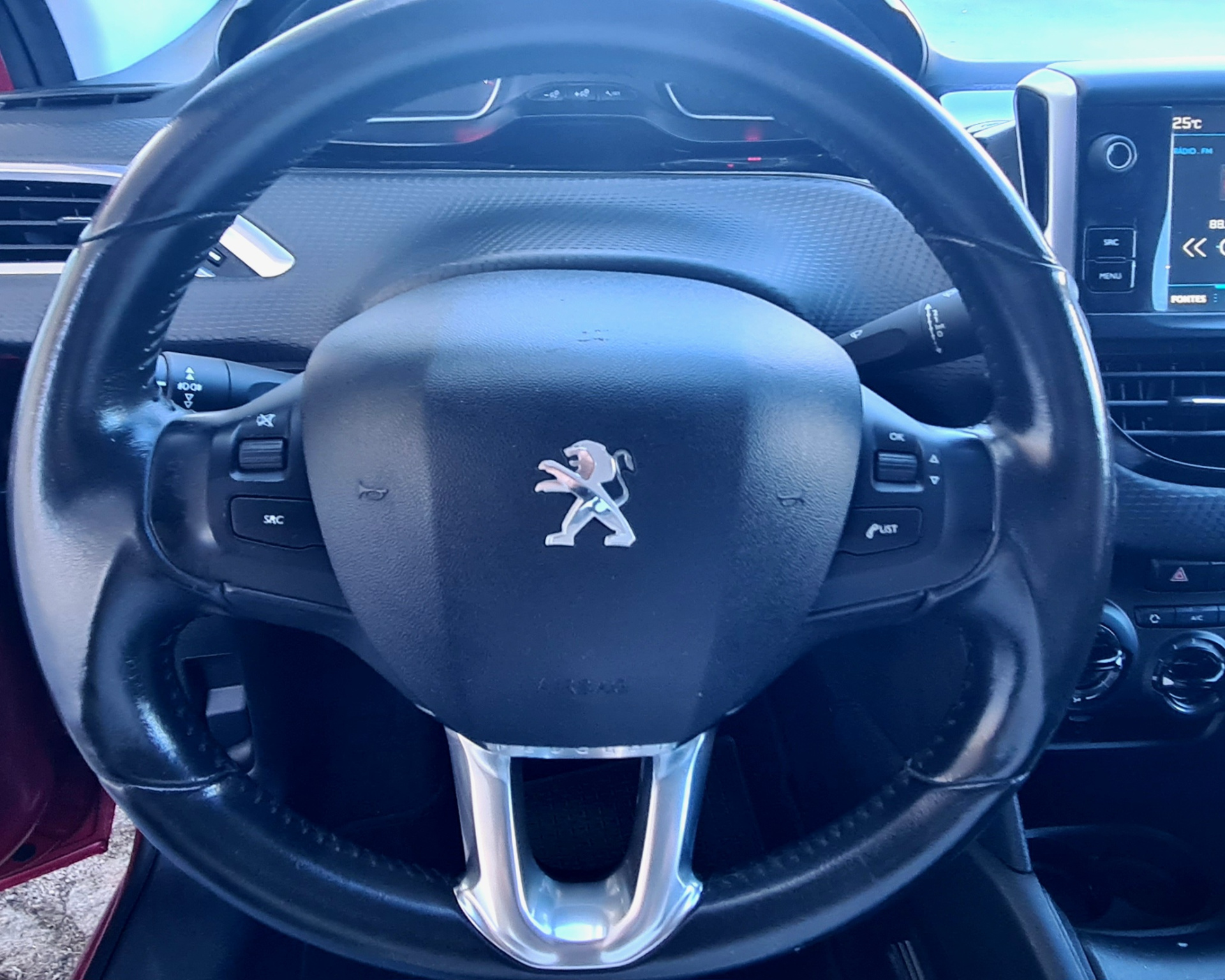 PEUGEOT 208 1.2 STYLE PEUGEOT 208 1.2 STYLE
