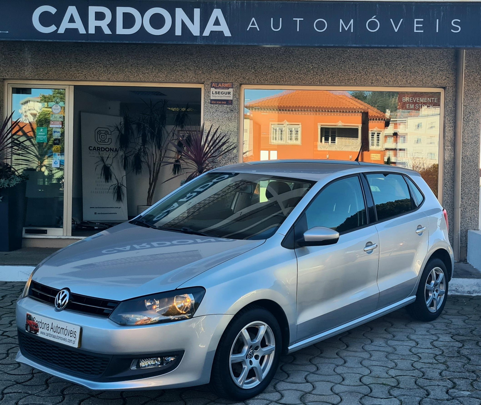 VW POLO 1.6 TDI BLUEMOTION VW POLO 1.6 TDI BLUEMOTION
