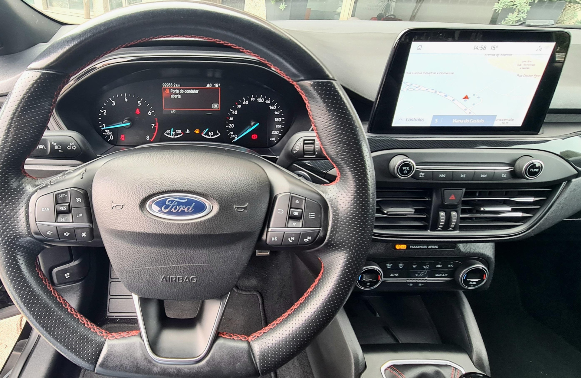 FORD FOCUS 1.0 ST LINE ECOBOOST HYBRID FORD FOCUS 1.0 ST LINE ECOBOOST HYBRID