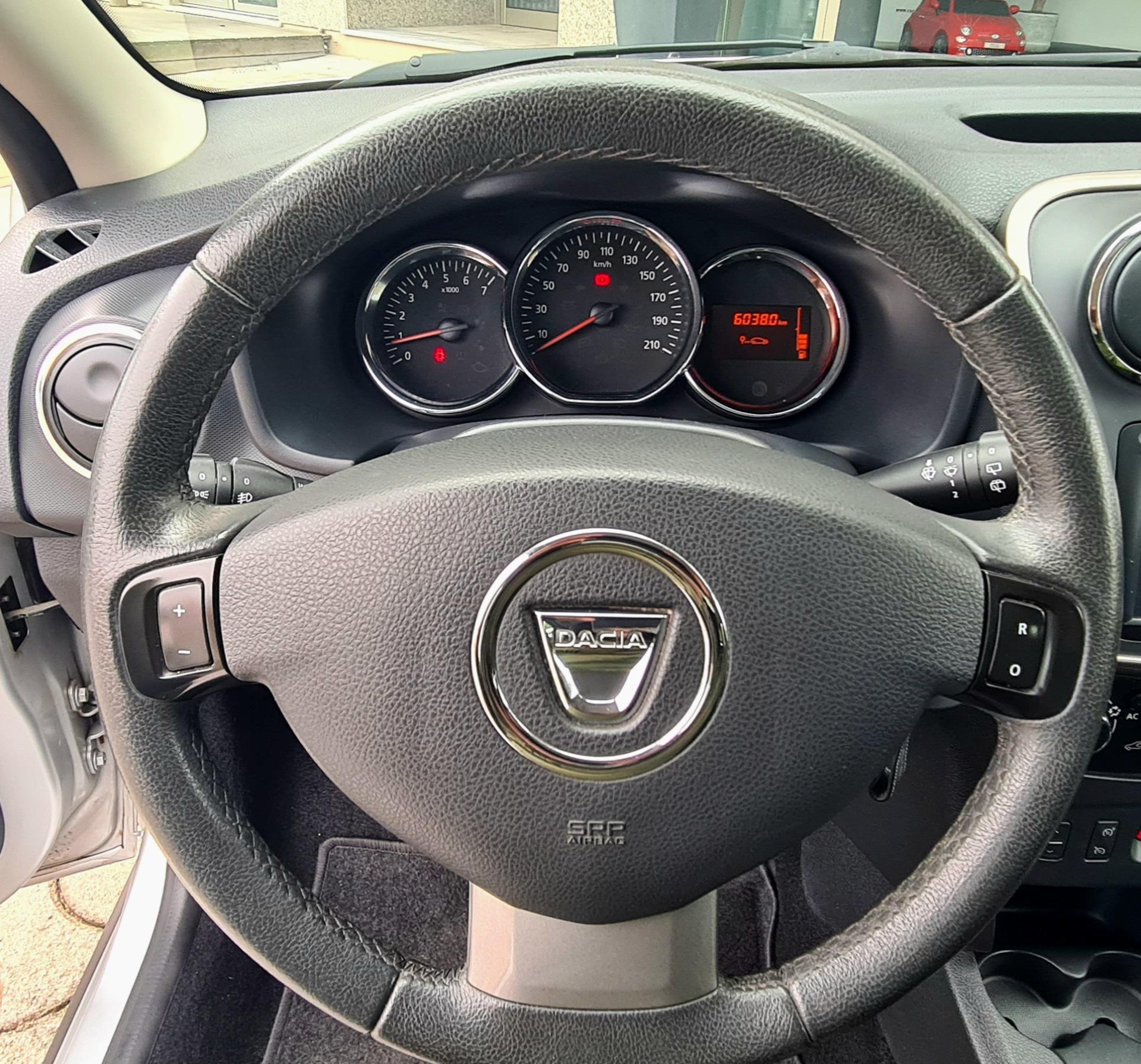 DACIA SANDERO 0.9 TCE STEPWAY DACIA SANDERO 0.9 TCE STEPWAY